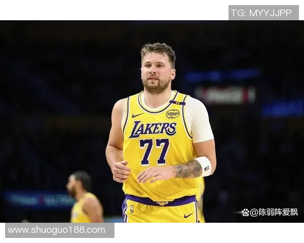 湖人双核60+22+17：詹姆斯连创纪录要害10分 东契奇第84次三双